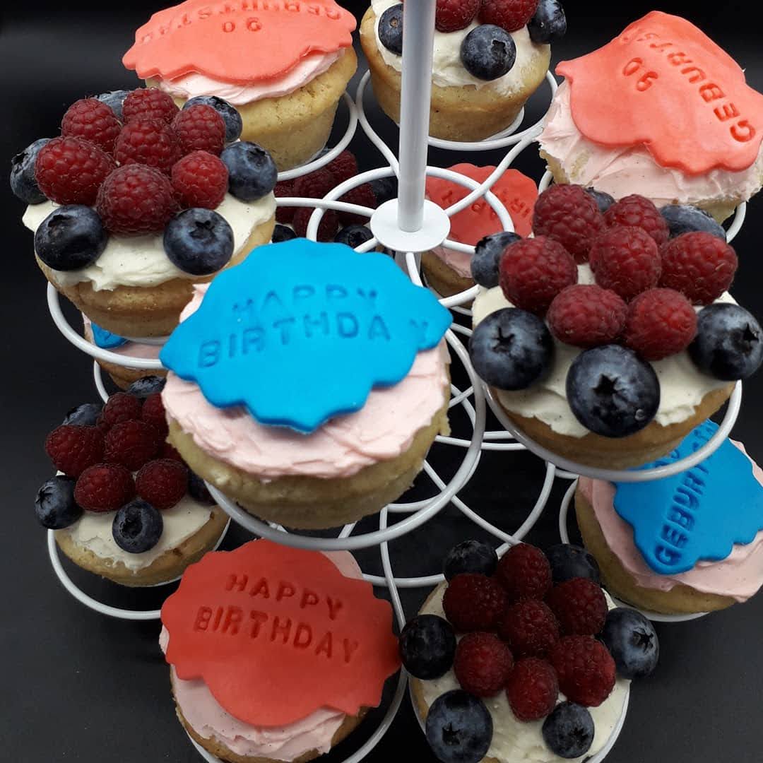 Birthday cupcakes